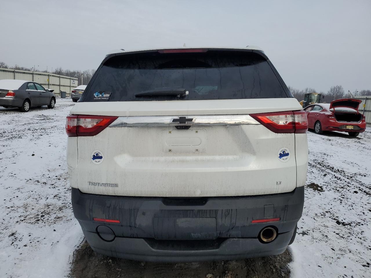 2021 Chevrolet Traverse - Image 6