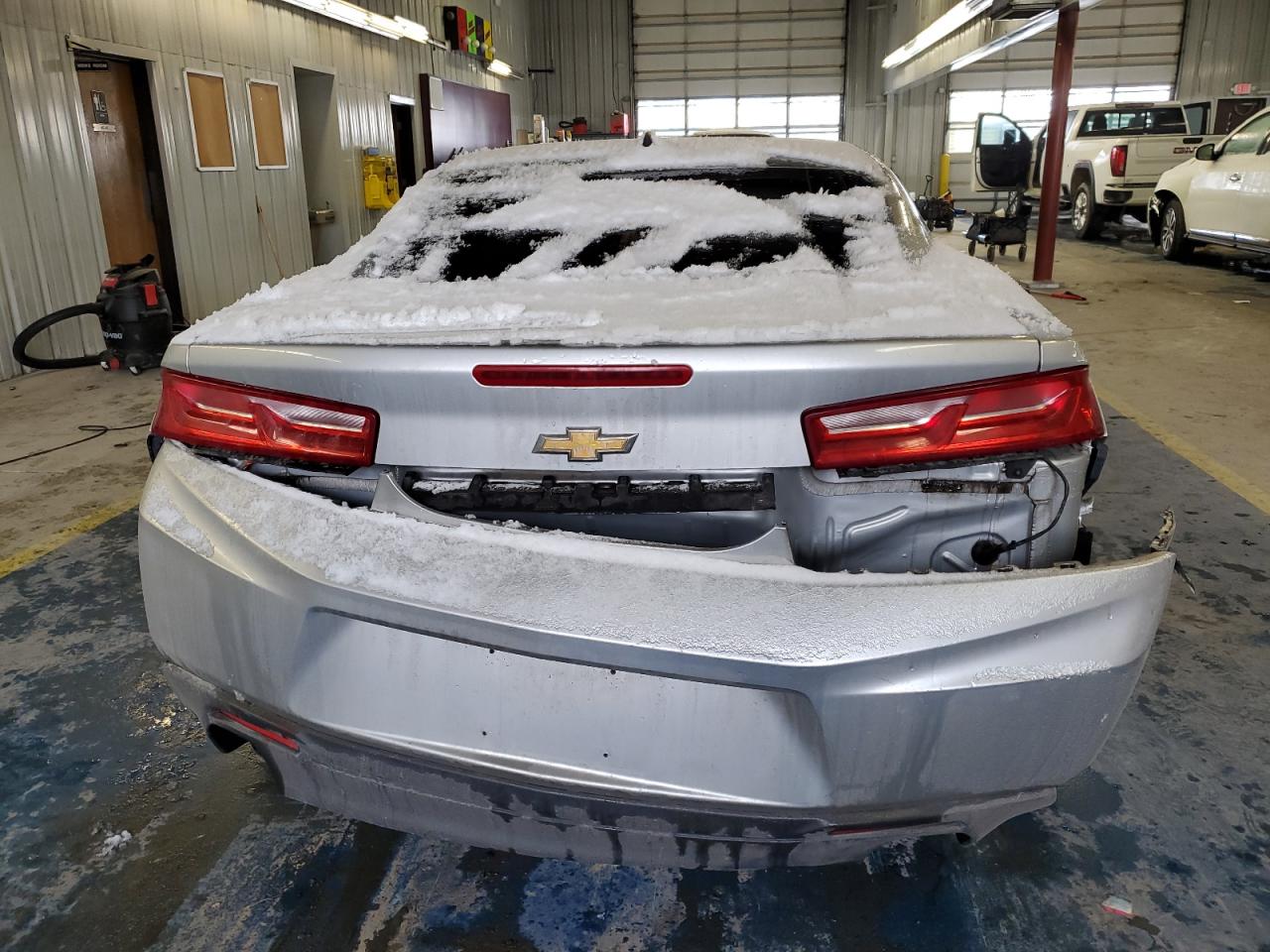 2017 Chevrolet Camaro - Image 6