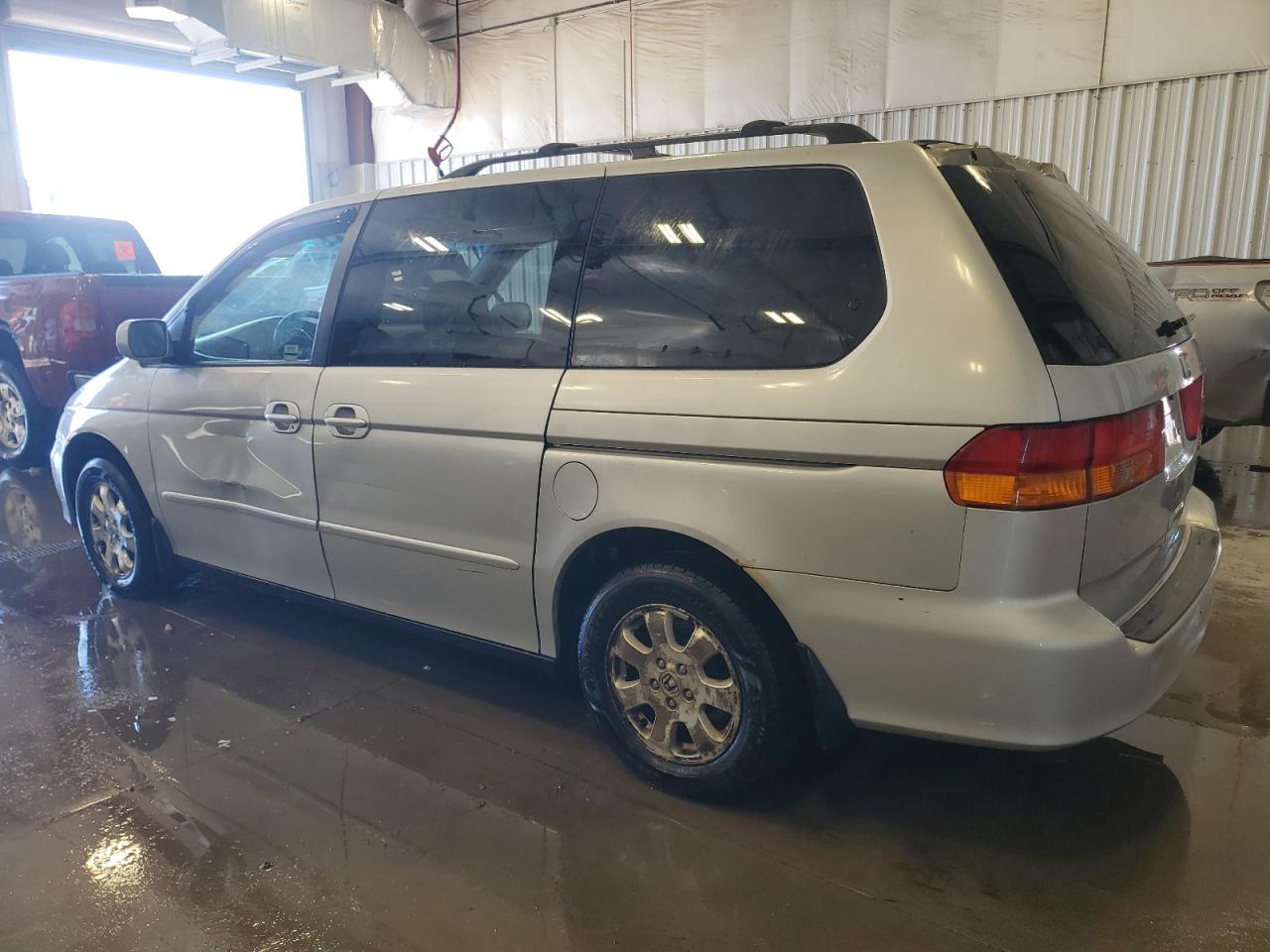 2002 Honda Odyssey - Image 2