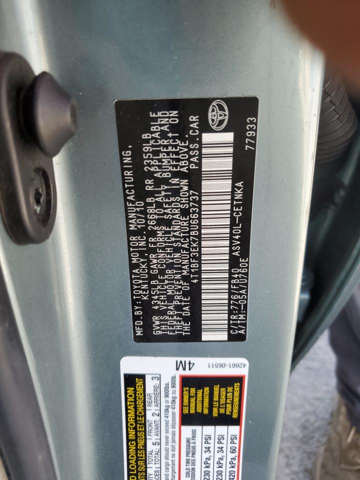 2011 Toyota Camry - Image 12