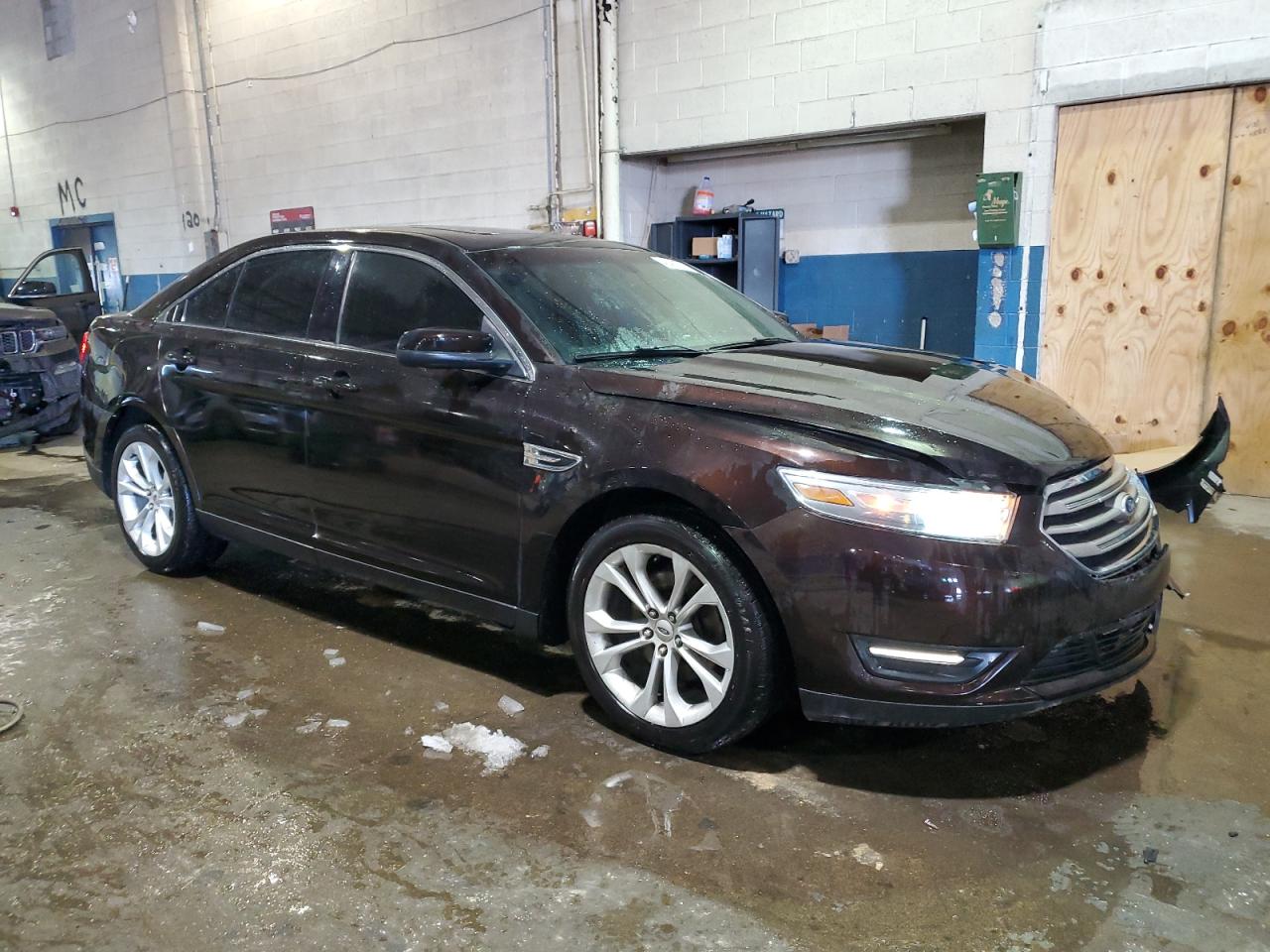2013 Ford Taurus - Image 4