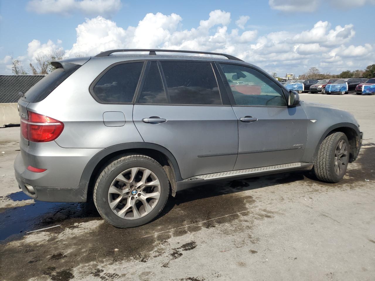 2011 BMW X5 - Image 3