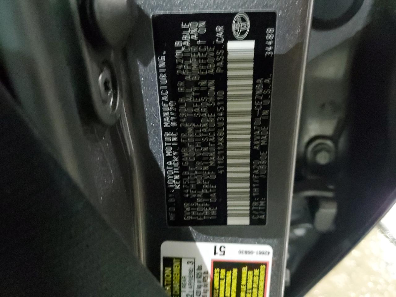 2020 Toyota Camry - Image 12