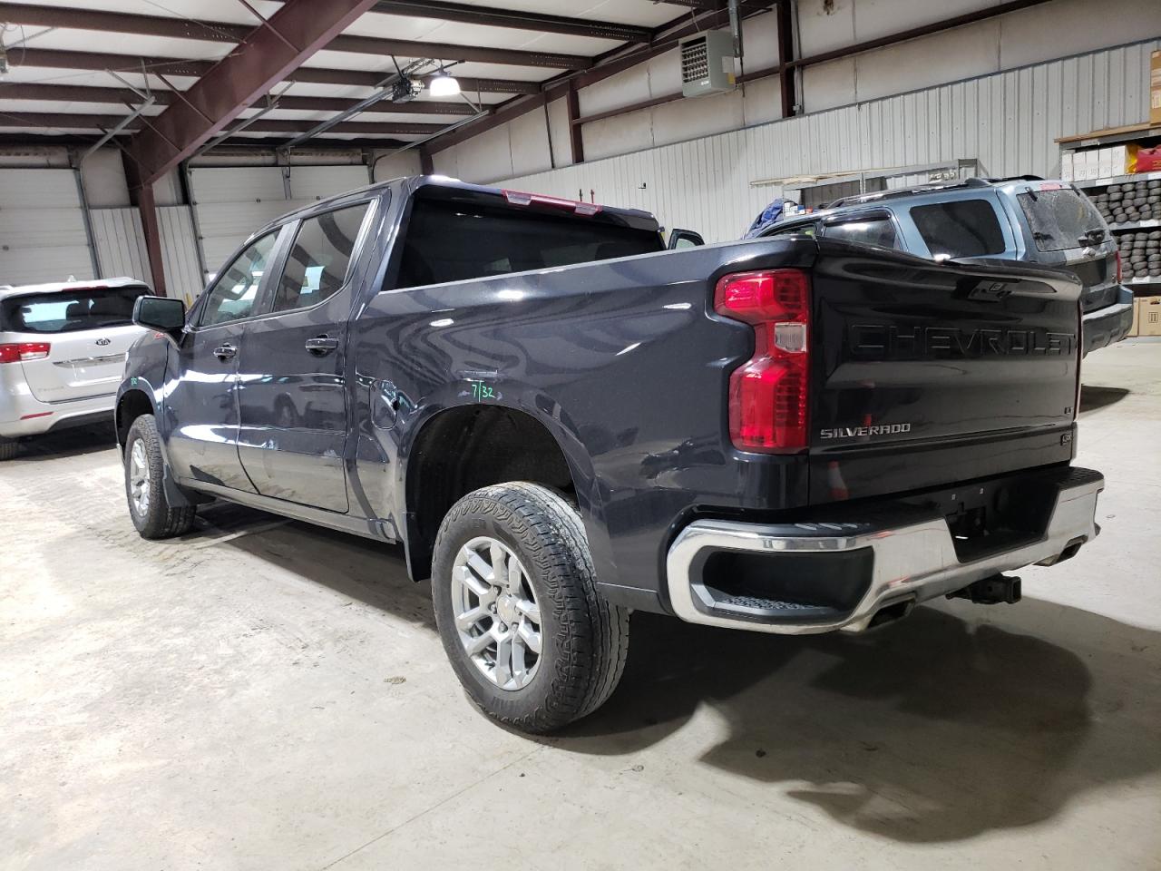 2022 Chevrolet Silverado - Image 2