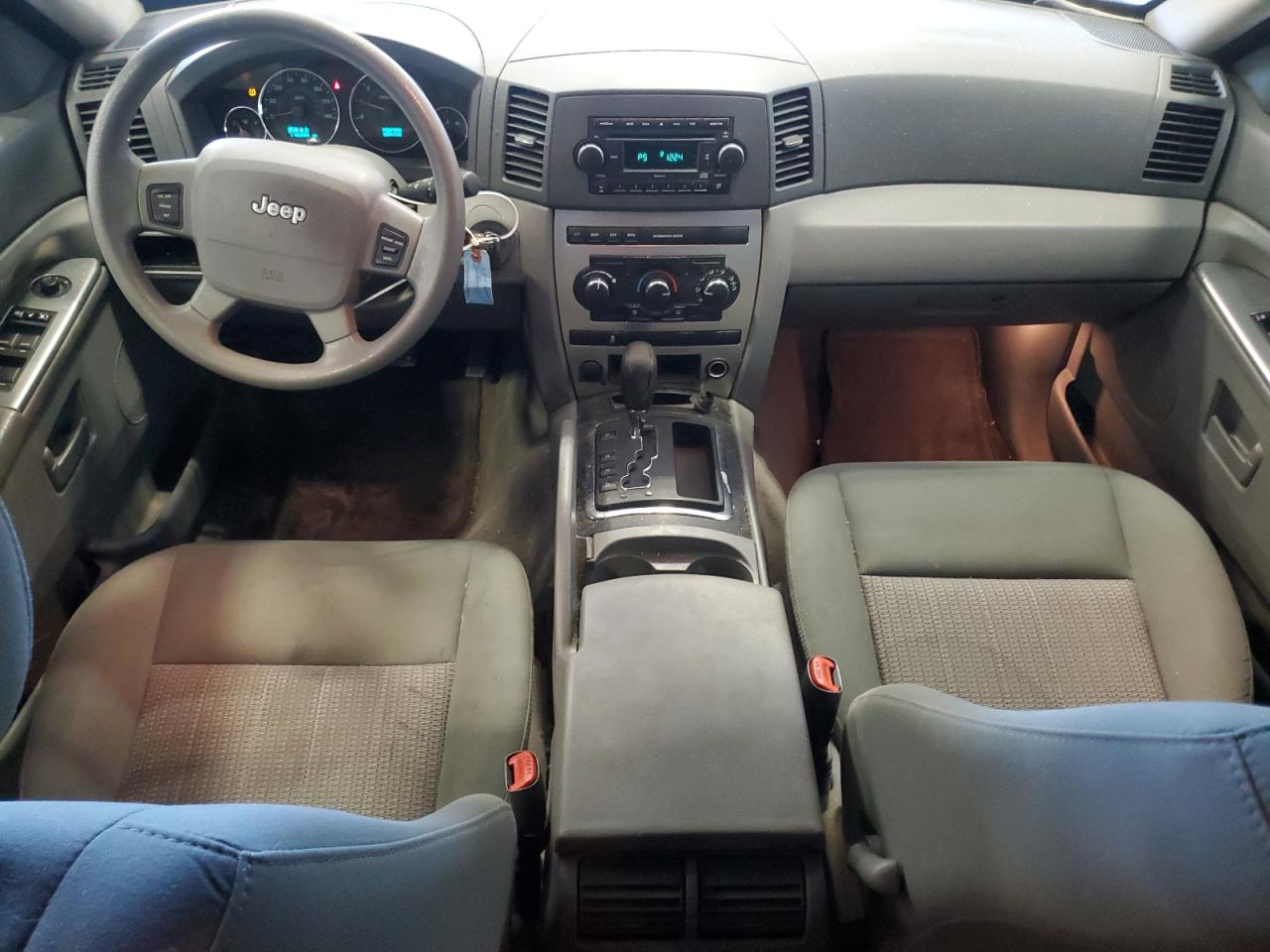 2007 Jeep Grand Cherokee - Image 8