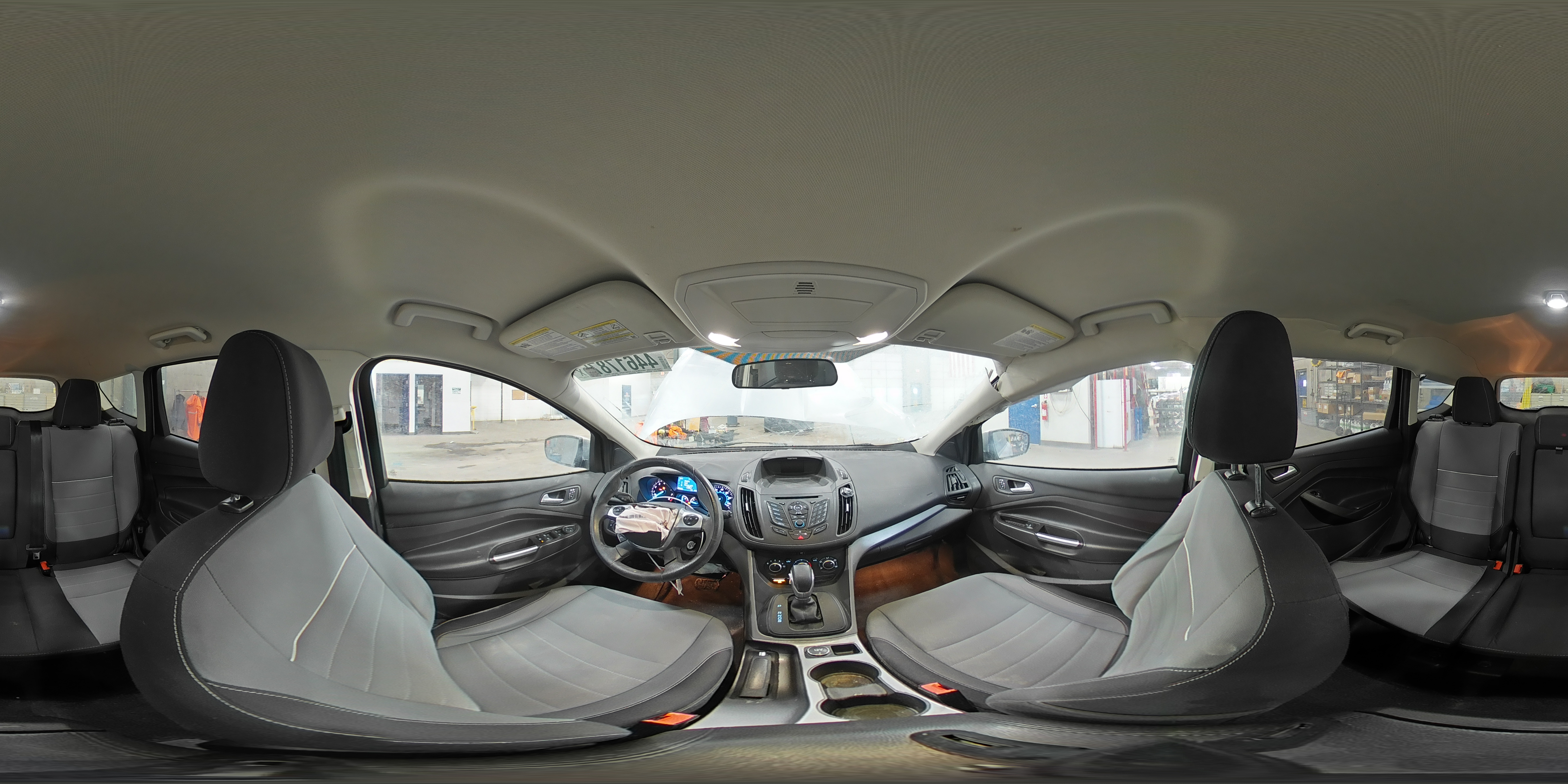 2015 Ford Escape - Image 13