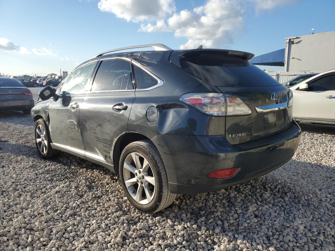 2010 Lexus RX - Image 2