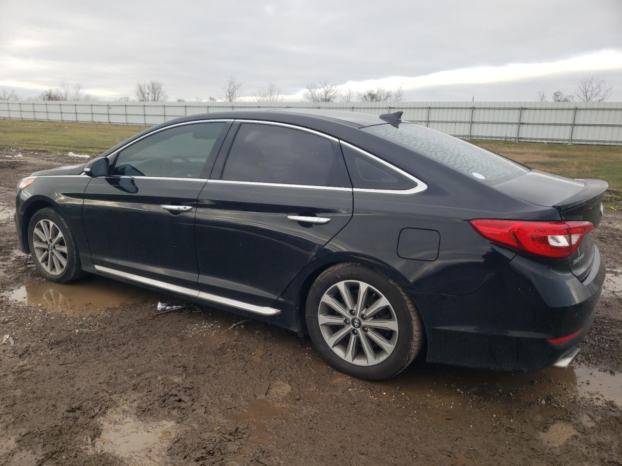 2016 Hyundai Sonata - Image 2