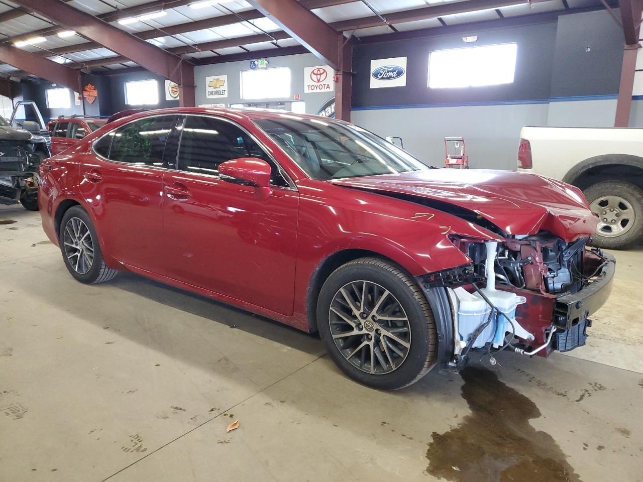 2018 Lexus ES - Image 4