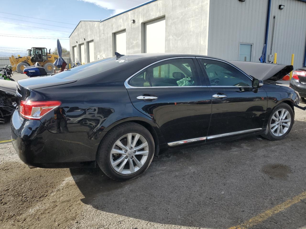 2011 Lexus ES - Image 3