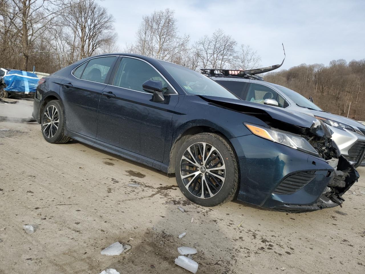 2018 Toyota Camry - Image 4