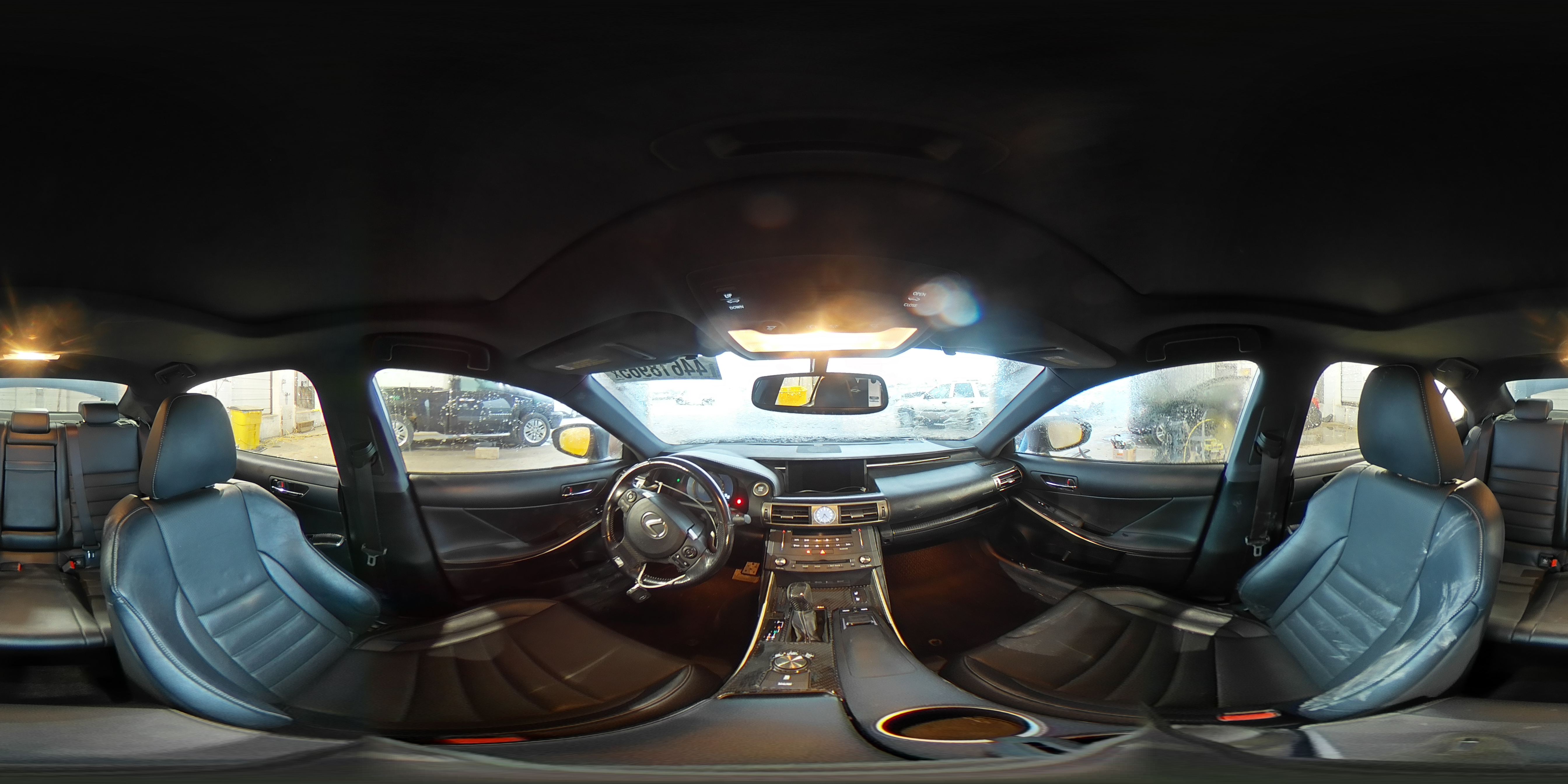 2016 Lexus IS - Image 15
