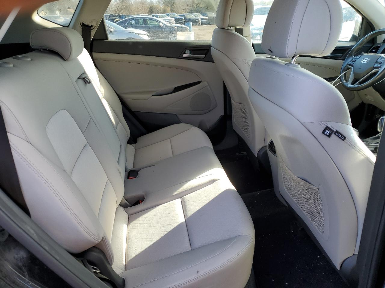 2017 Hyundai Tucson - Image 11
