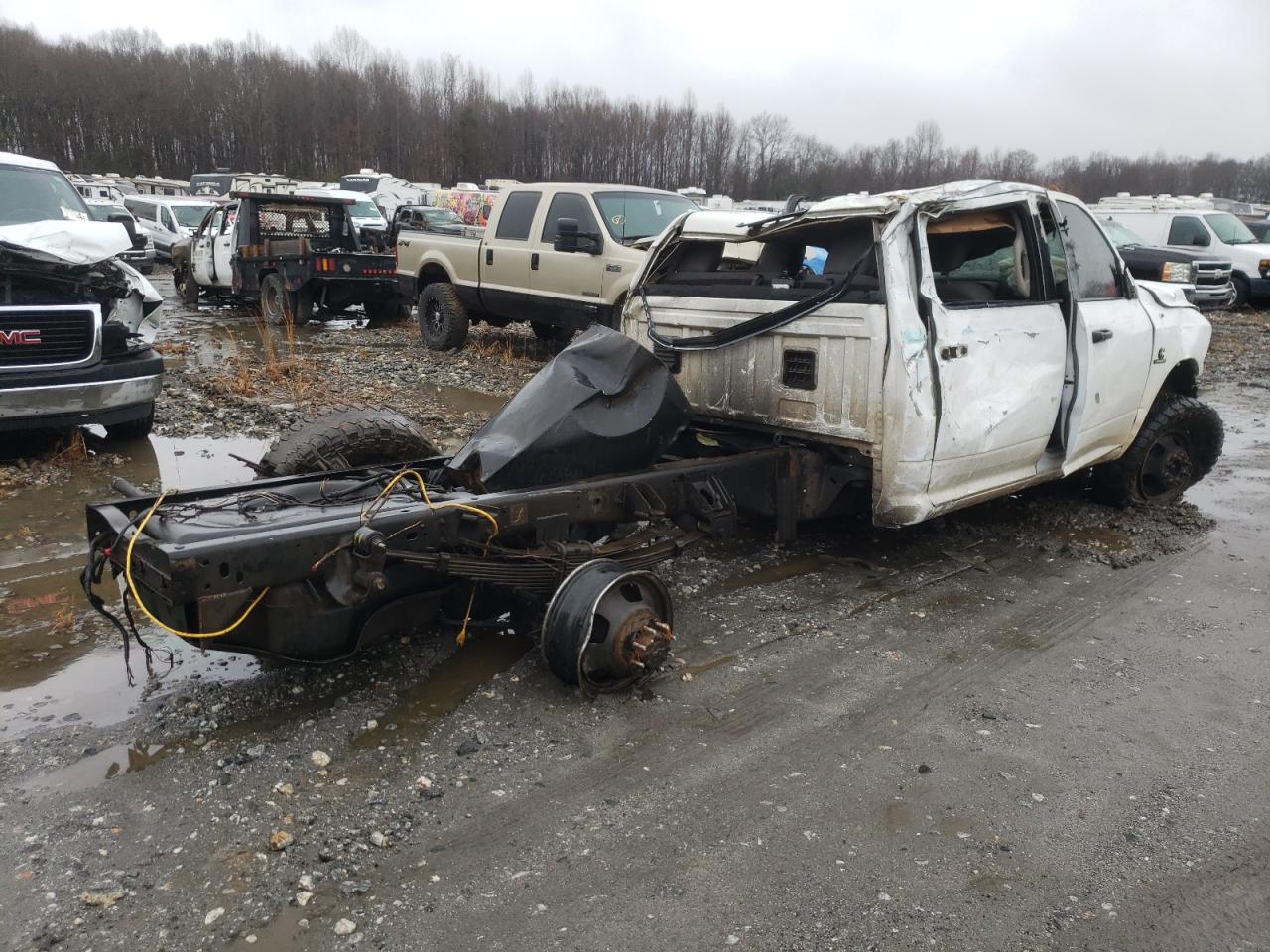 2015 RAM 3500 - Image 3