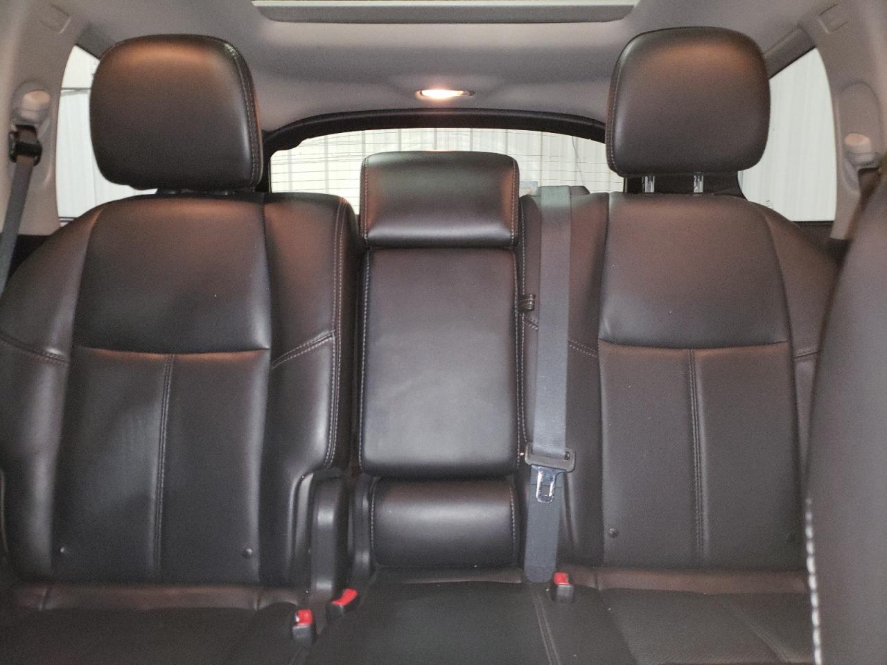 2014 Nissan Pathfinder - Image 10
