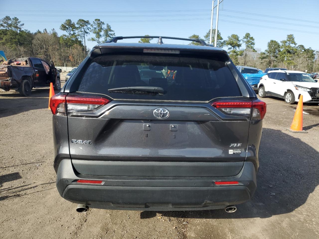 2023 Toyota RAV 4 - Image 6