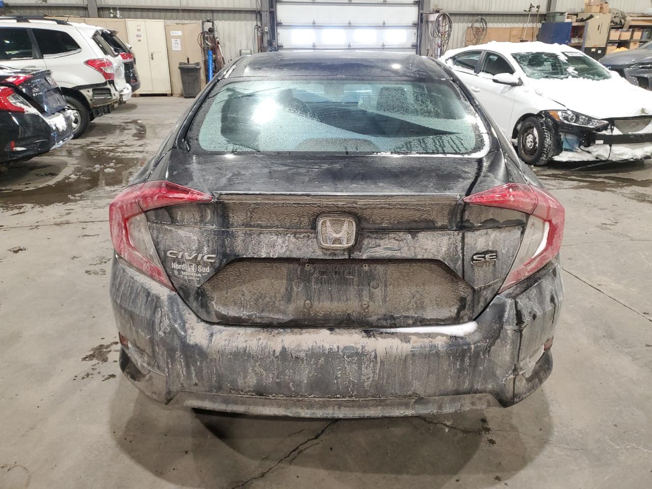 2018 Honda Civic Lx VIN: 2HGFC2F62JH039910 Lot: 45388475