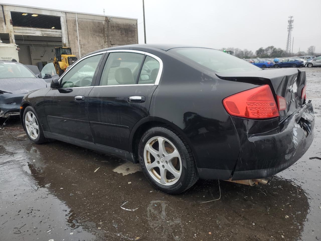 2004 Infiniti G - Image 2
