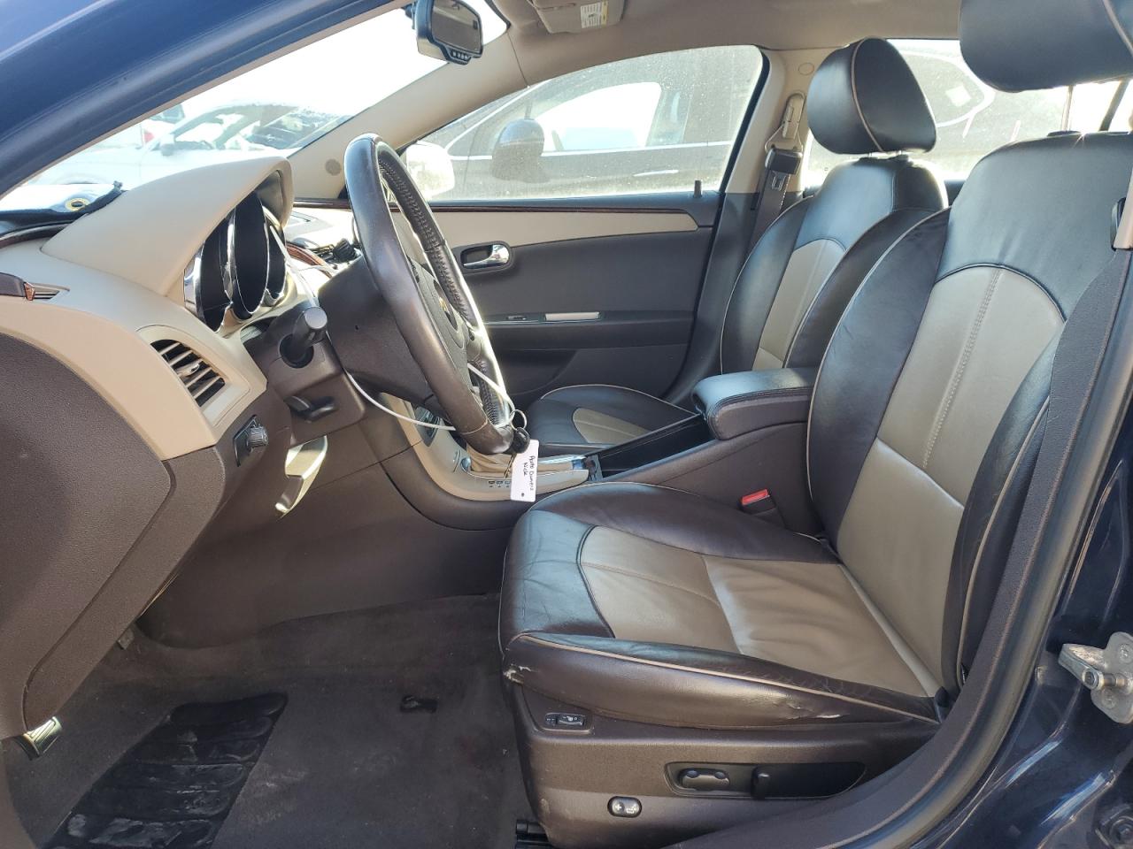 2011 Chevrolet Malibu - Image 7