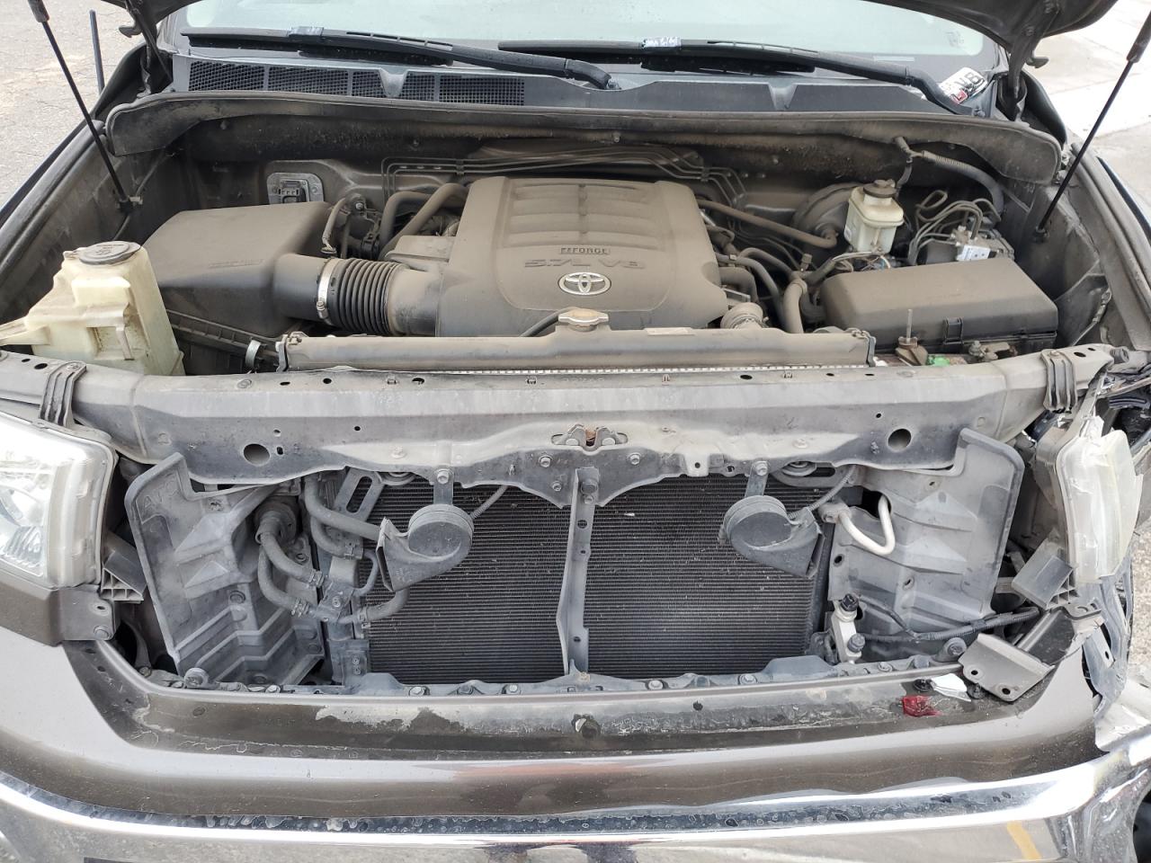 2011 Toyota Tundra - Image 11