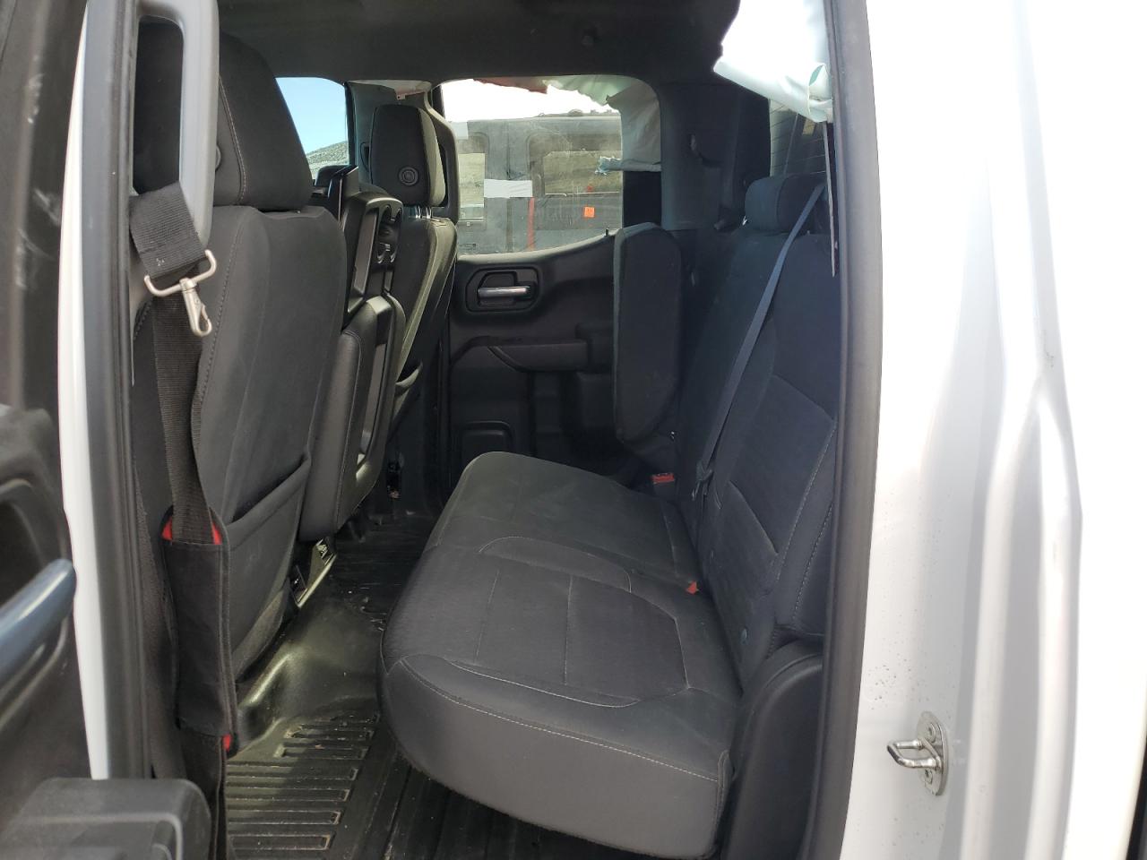 2021 Chevrolet Silverado - Image 10