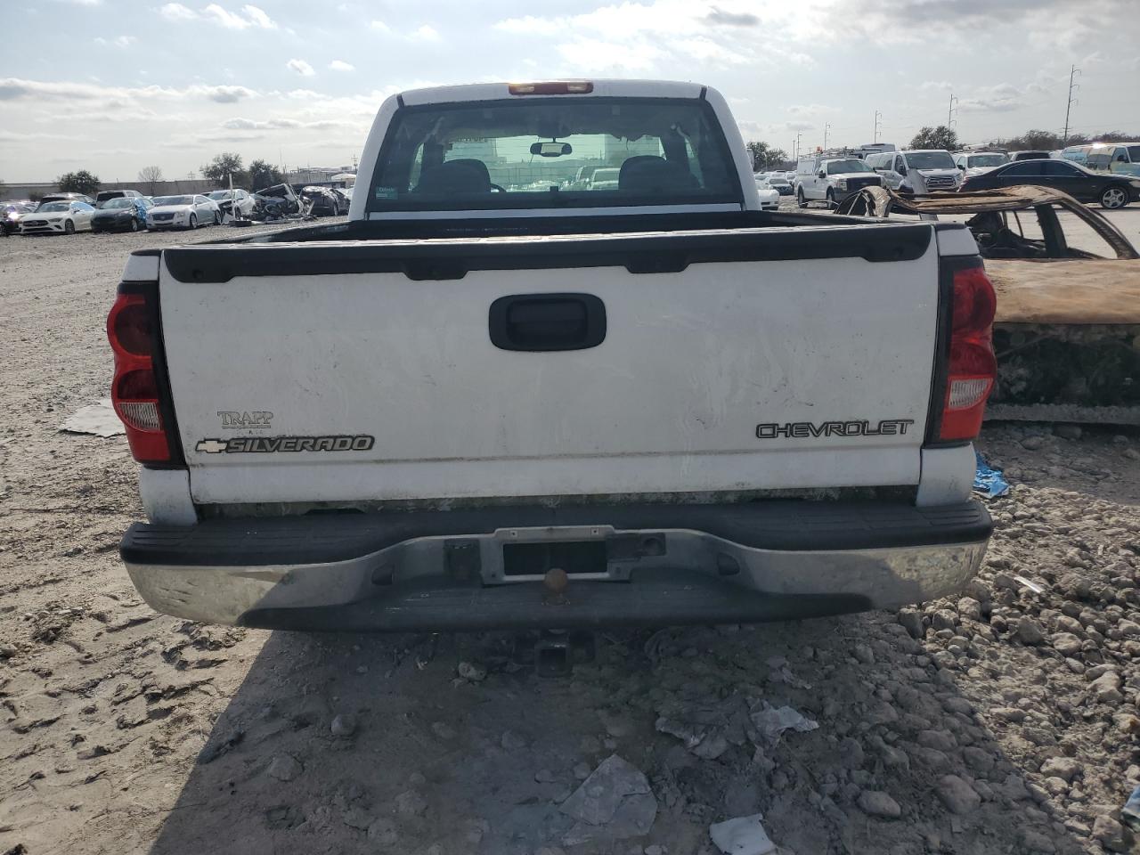 2004 Chevrolet Silverado - Image 6
