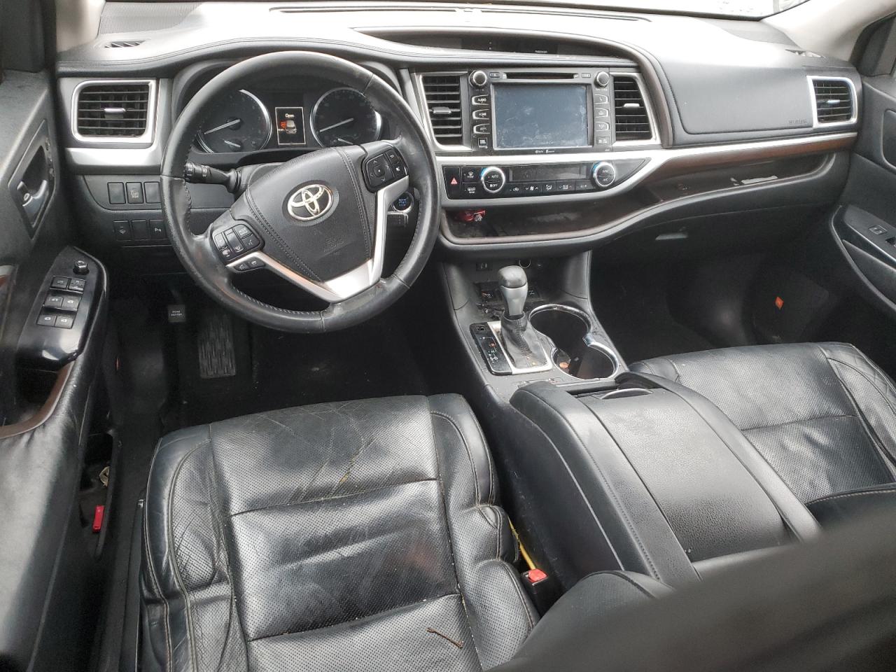 2015 Toyota Highlander - Image 8