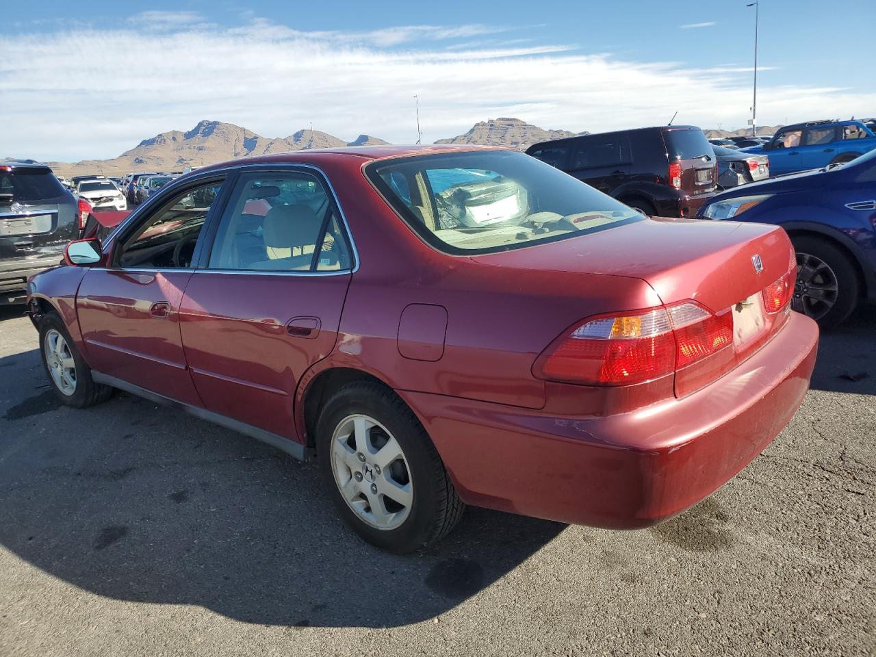 2000 Honda Accord - Image 2