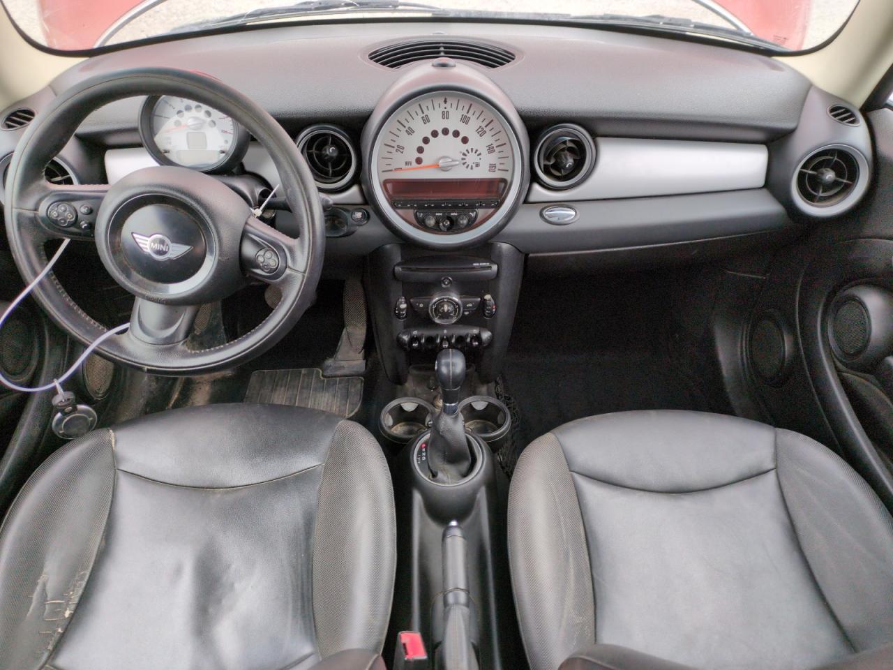 2011 MINI Cooper - Image 8