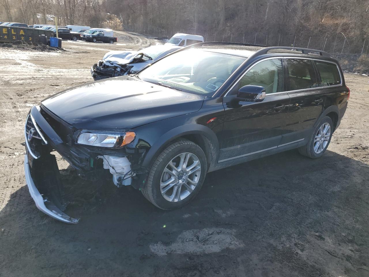 2016 Volvo XC70 - Image 1