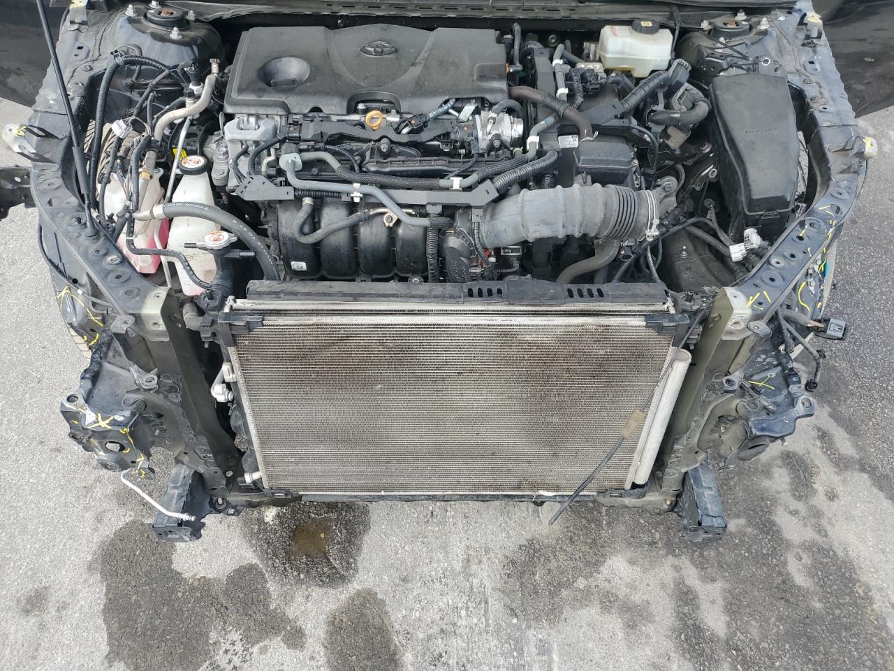 2021 Toyota Camry - Image 11