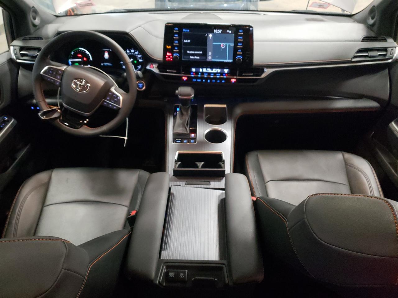 2022 Toyota Sienna - Image 8