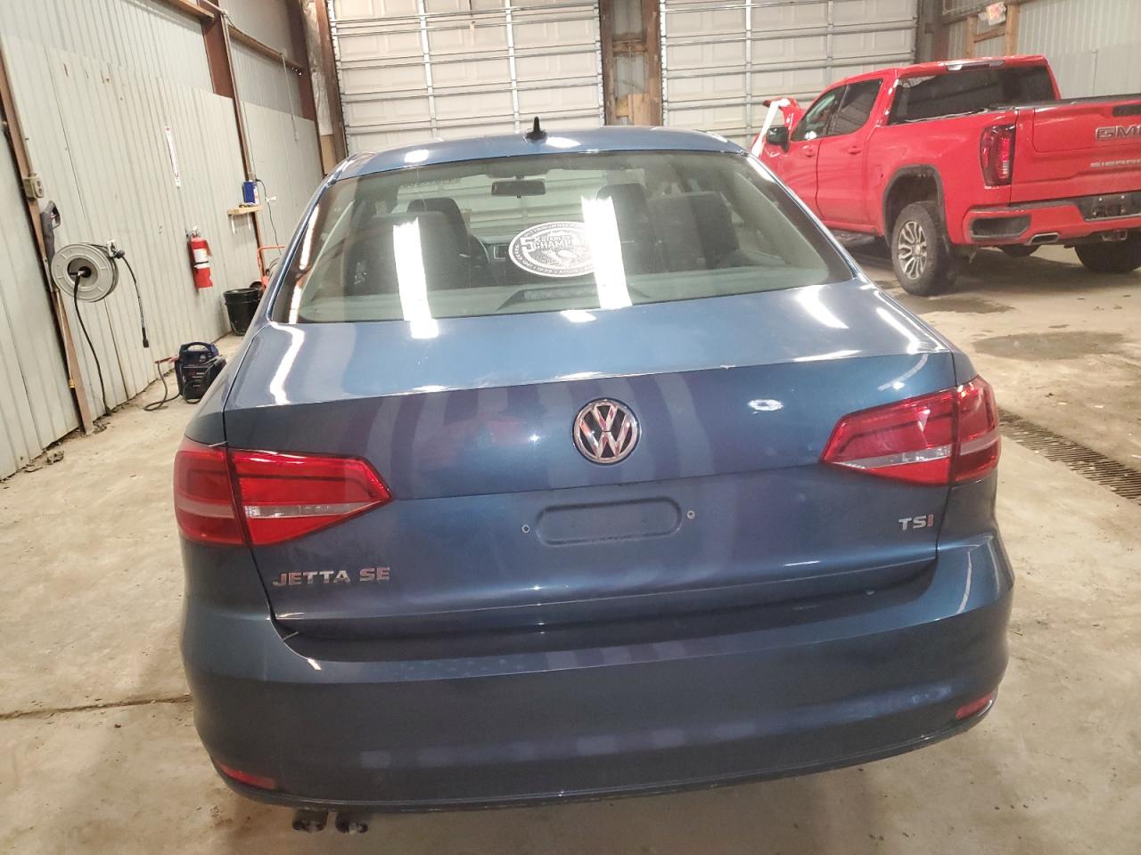 2015 Volkswagen Jetta - Image 6