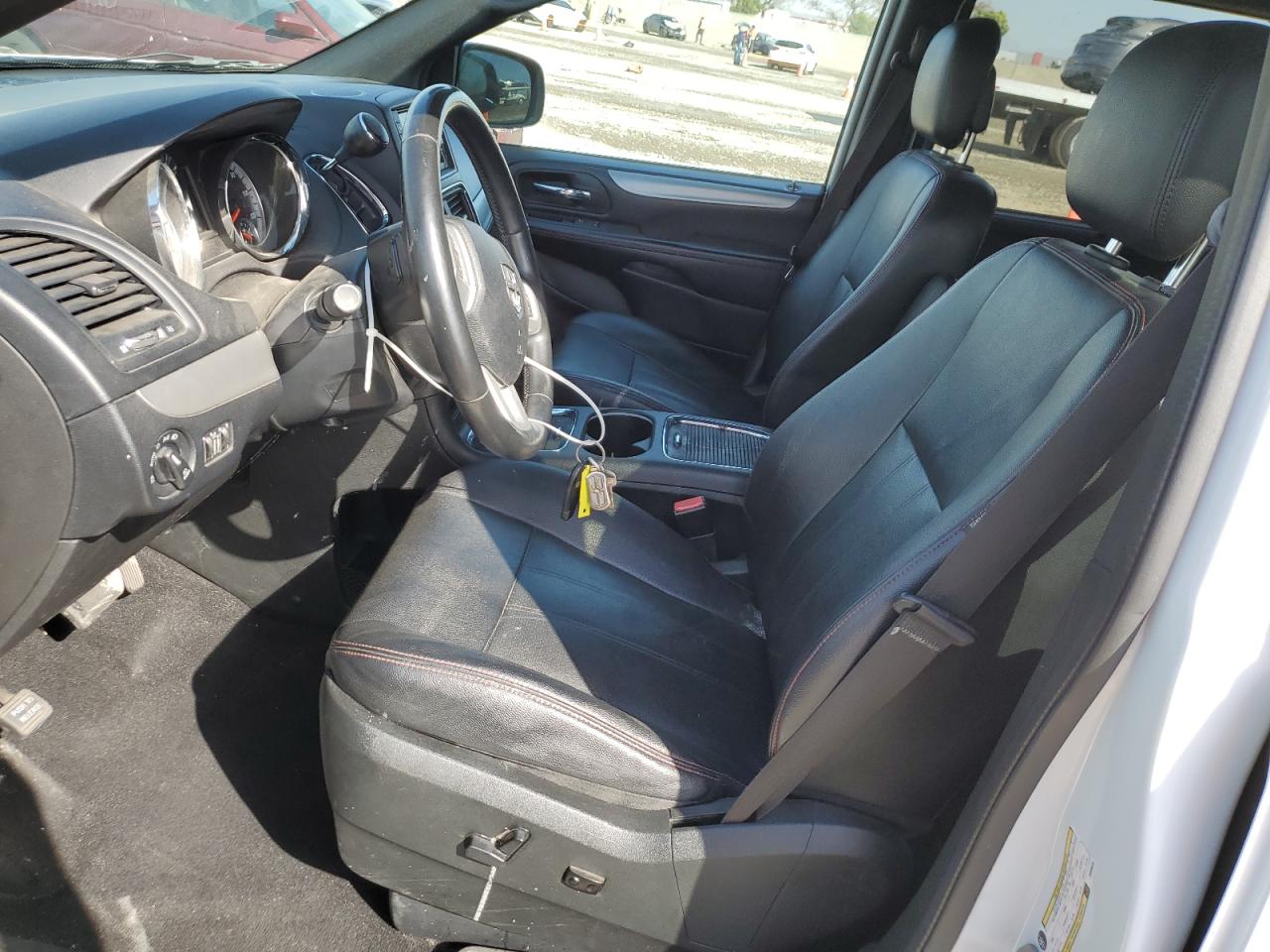2018 Dodge Caravan - Image 7