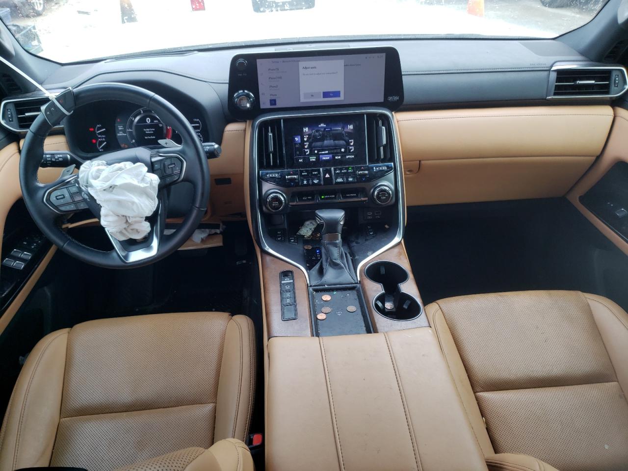 2023 Lexus LX - Image 8