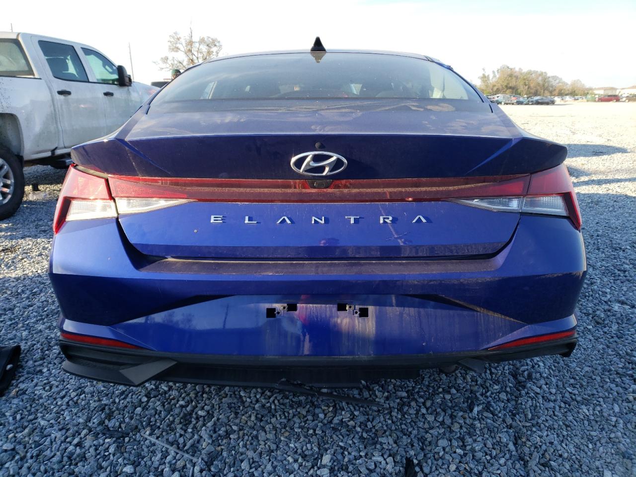 2023 Hyundai Elantra - Image 6