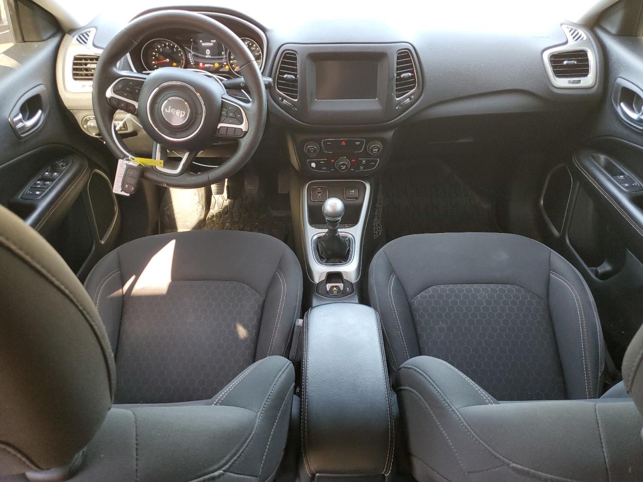 2019 Jeep Compass - Image 8