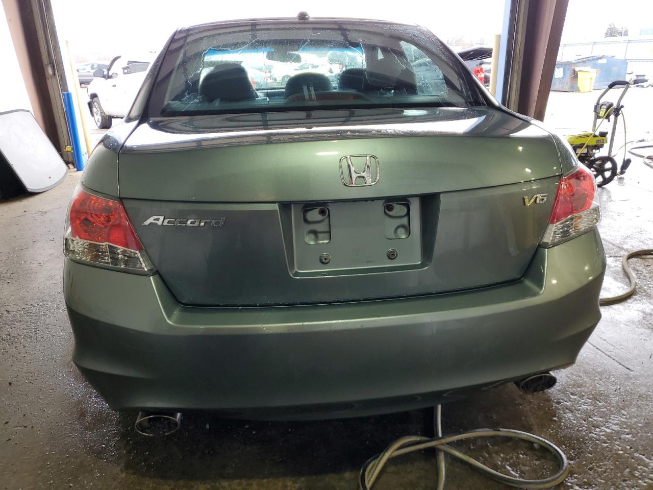 2010 Honda Accord - Image 6