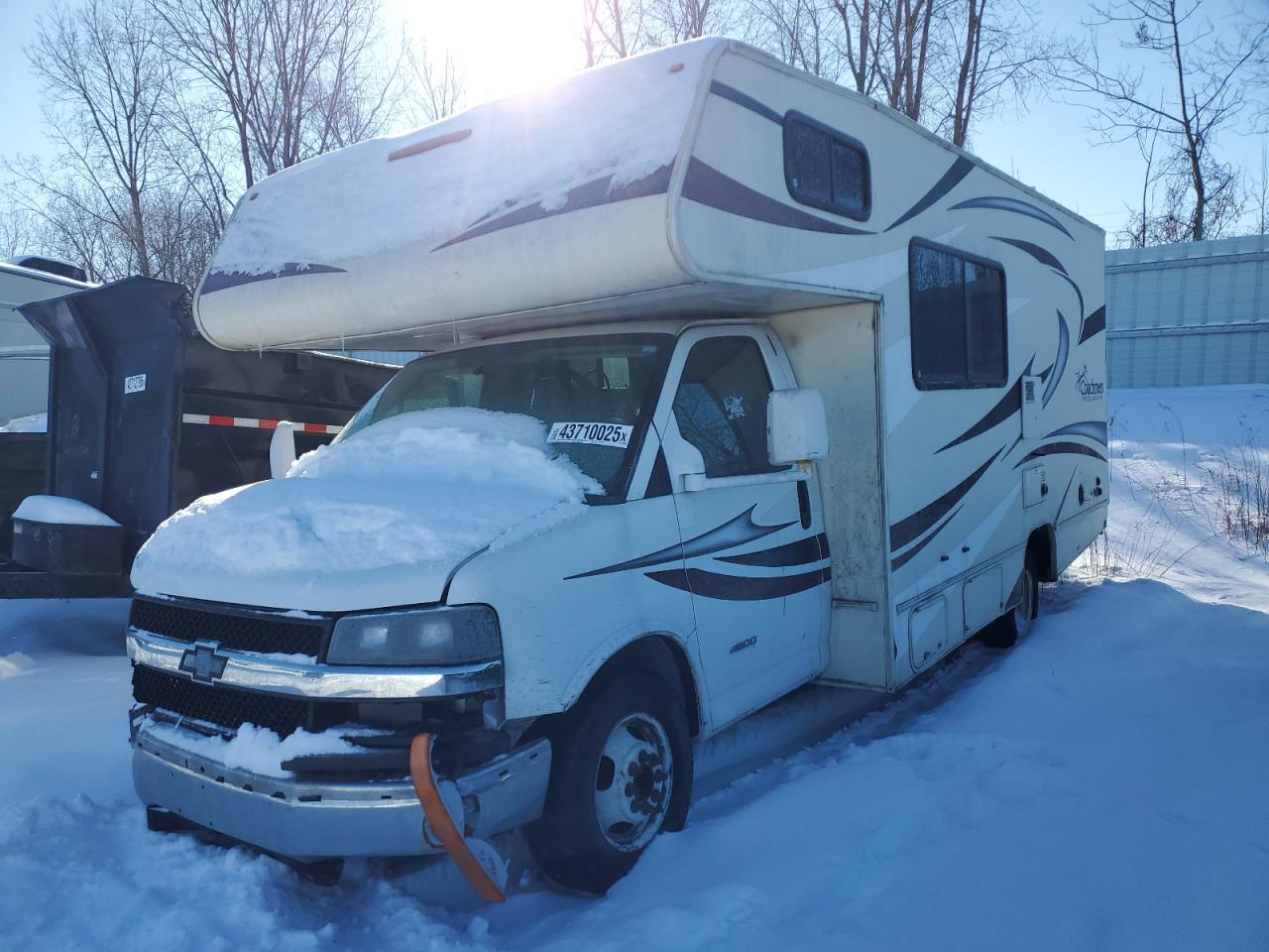 1GB6G5CG1F1120277 CHEVROLET COACHMAN 2016