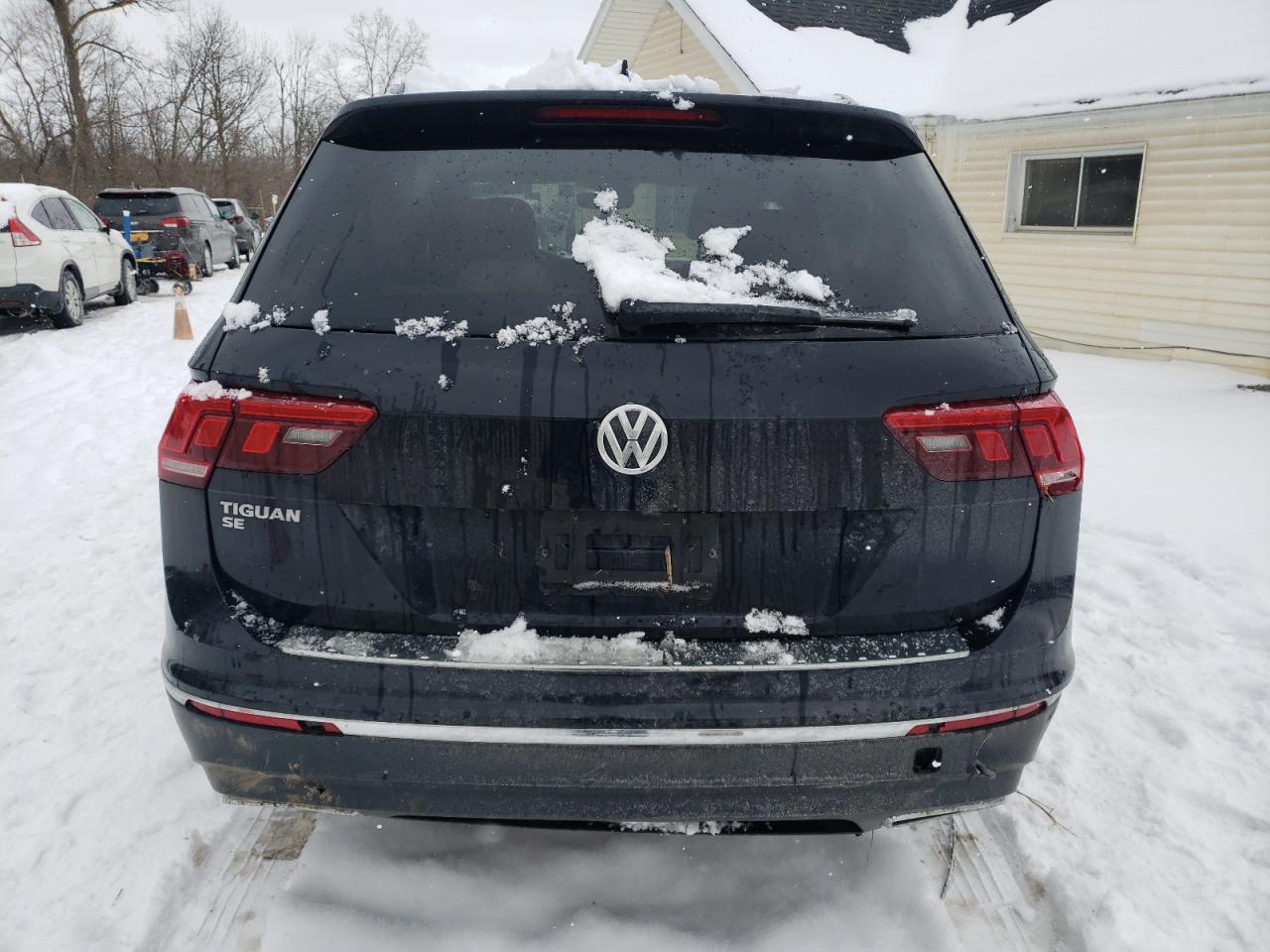 2021 Volkswagen Tiguan - Image 6
