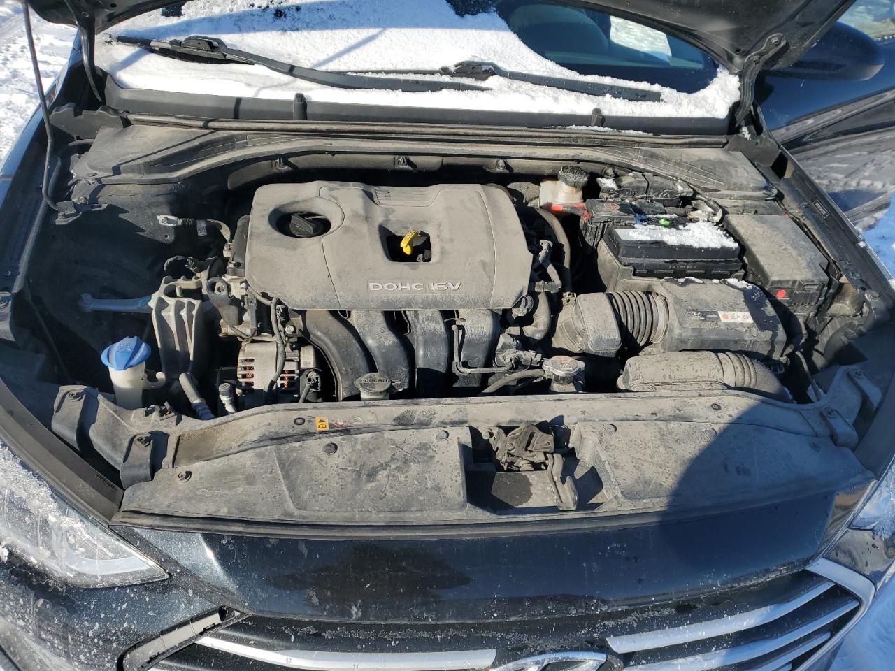 2018 Hyundai Elantra - Image 11