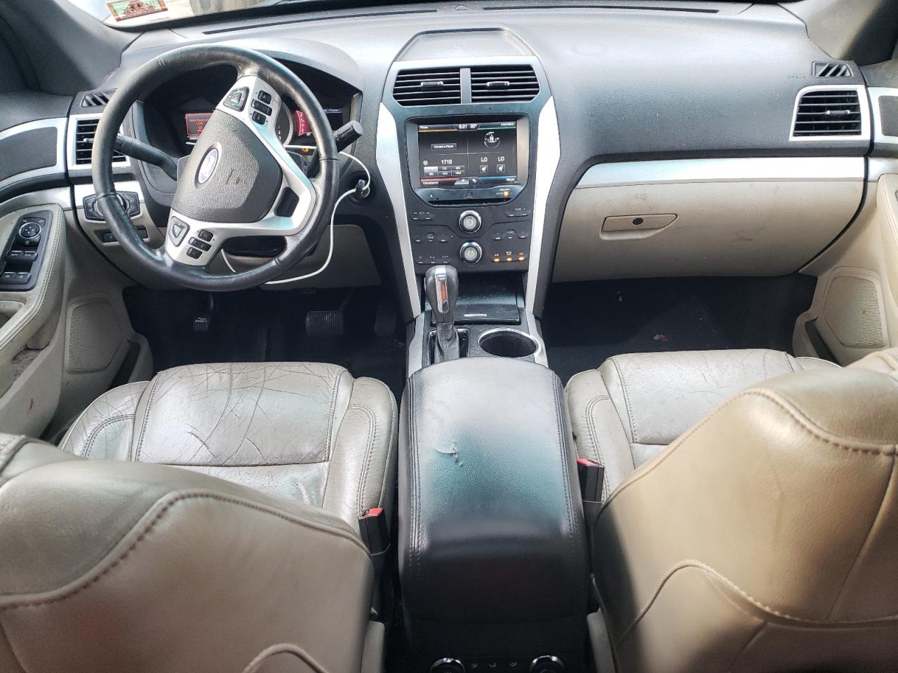 2012 Ford Explorer - Image 8