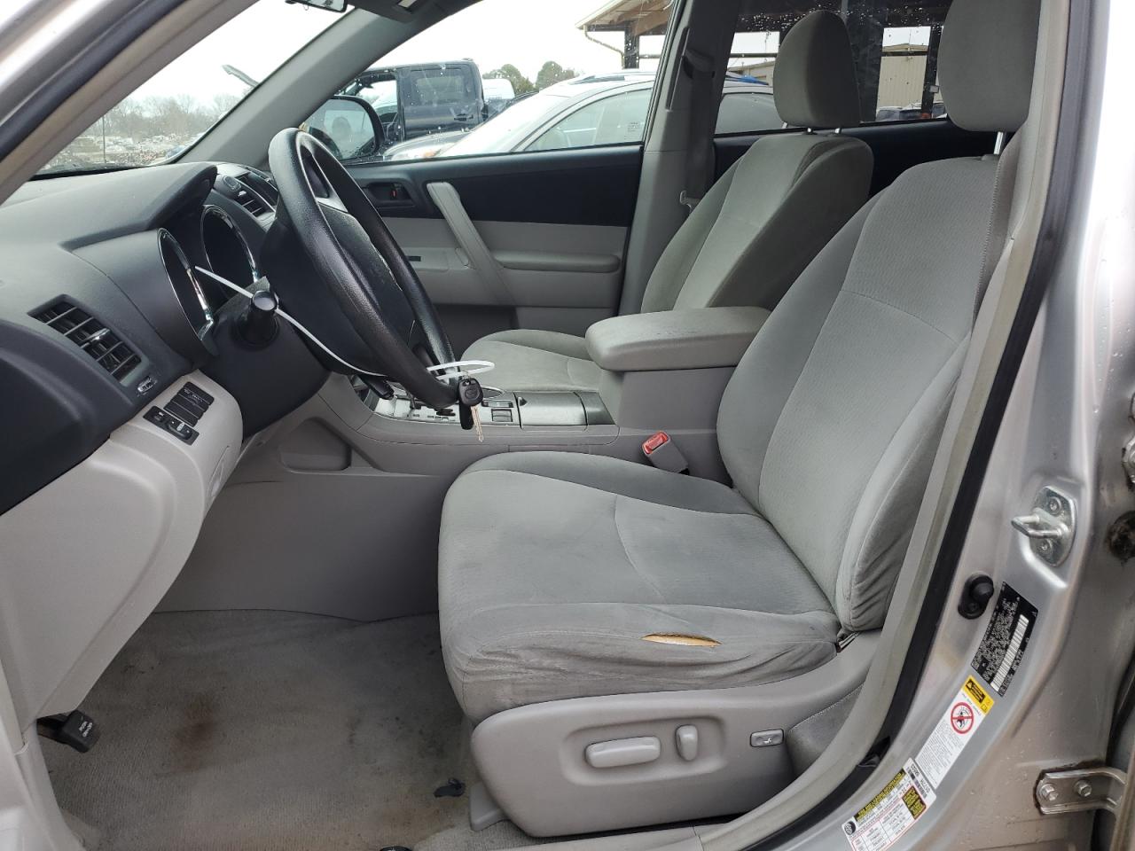 2010 Toyota Highlander - Image 7