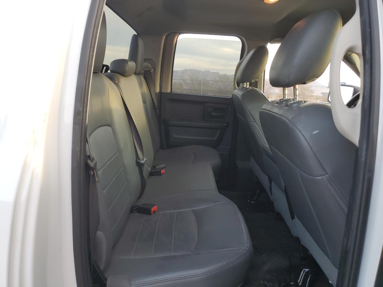 2019 RAM 1500 - Image 10