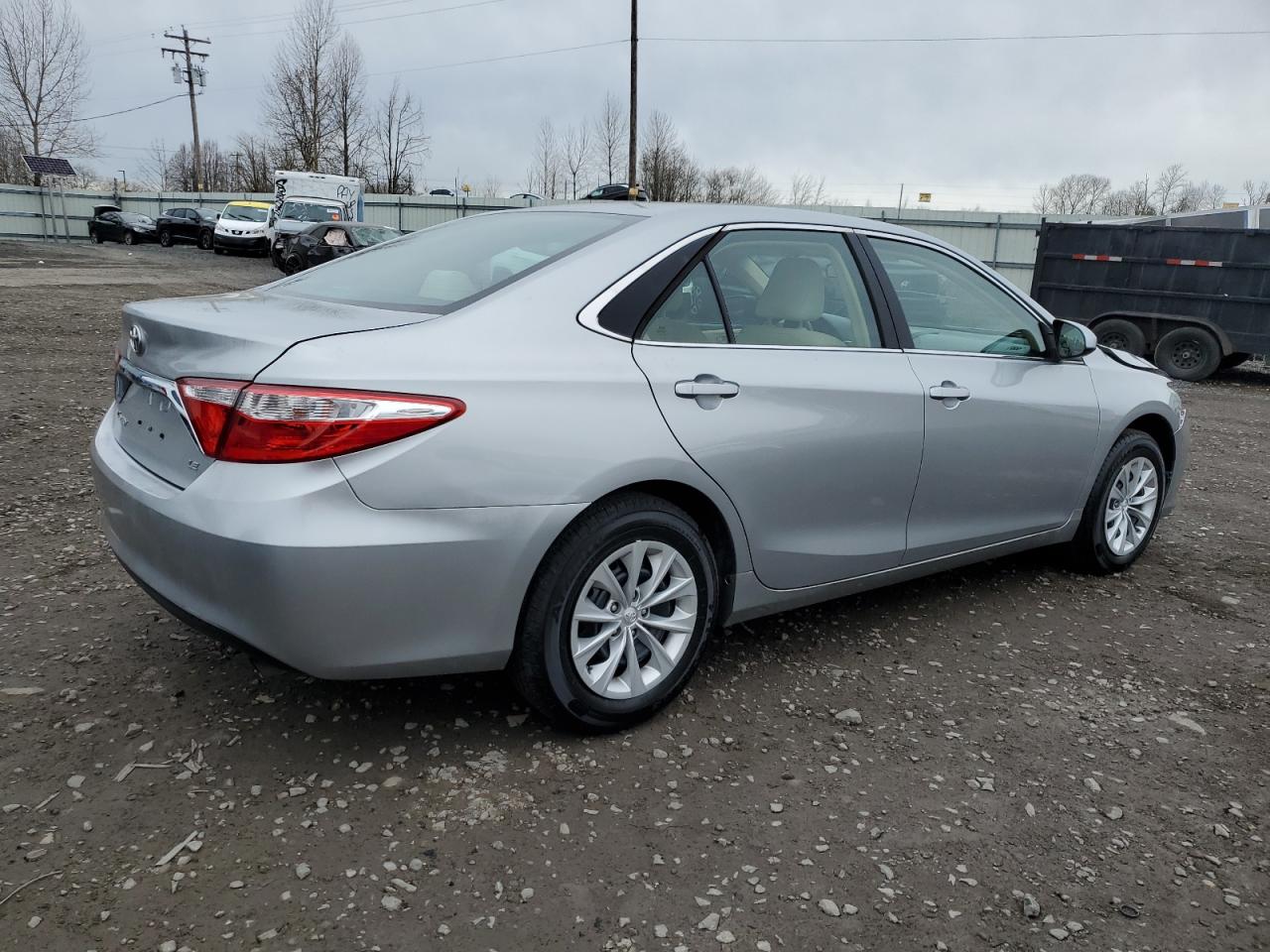 2015 Toyota Camry - Image 3