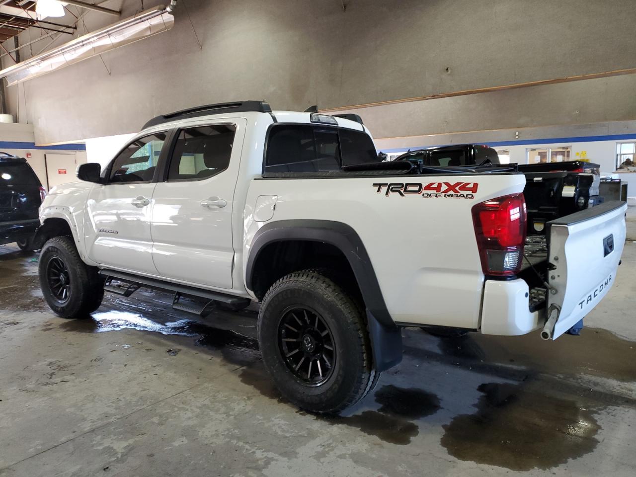 2019 Toyota Tacoma - Image 2