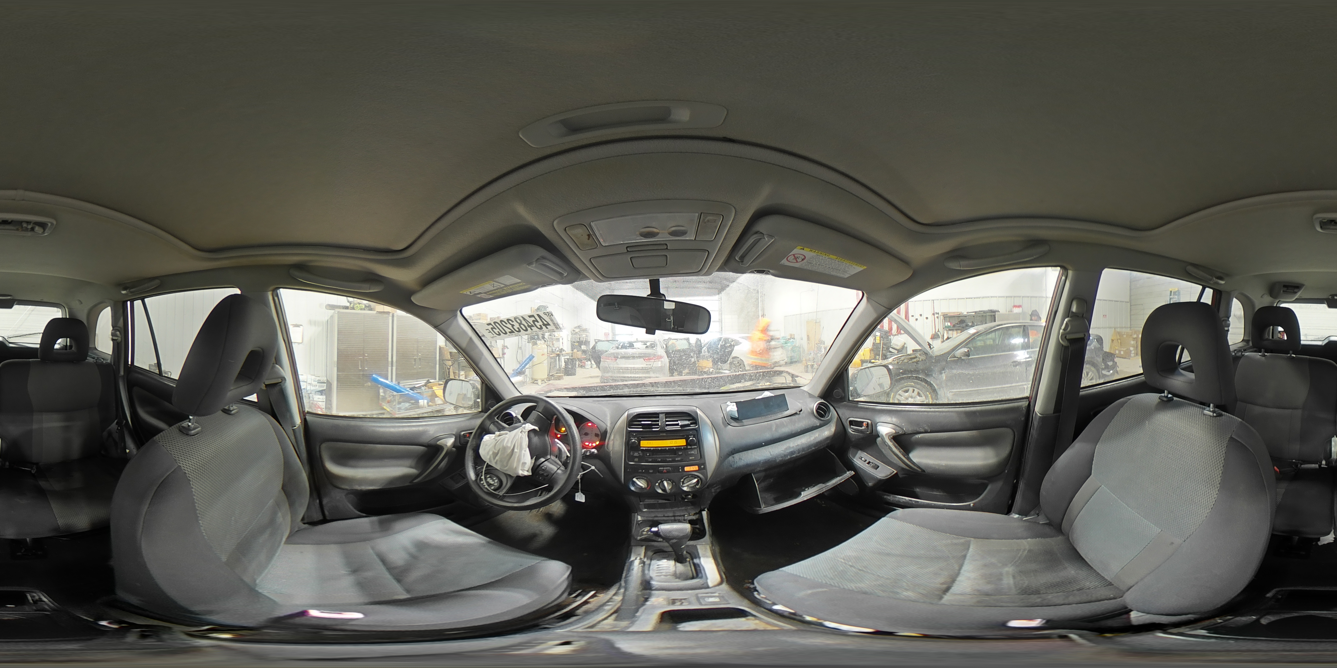 2004 Toyota RAV 4 - Image 13