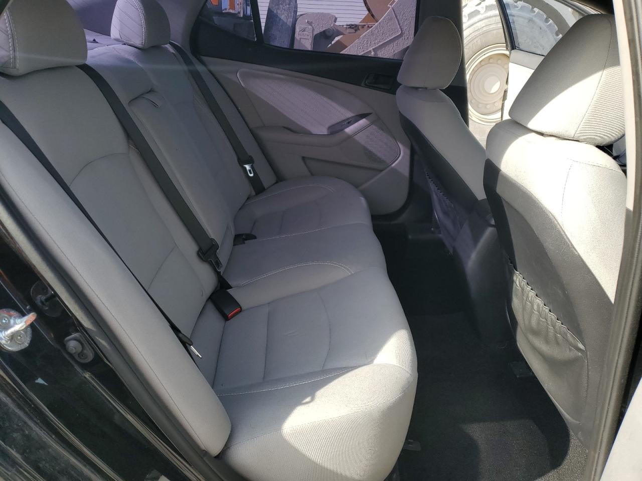 2014 Kia Optima - Image 10