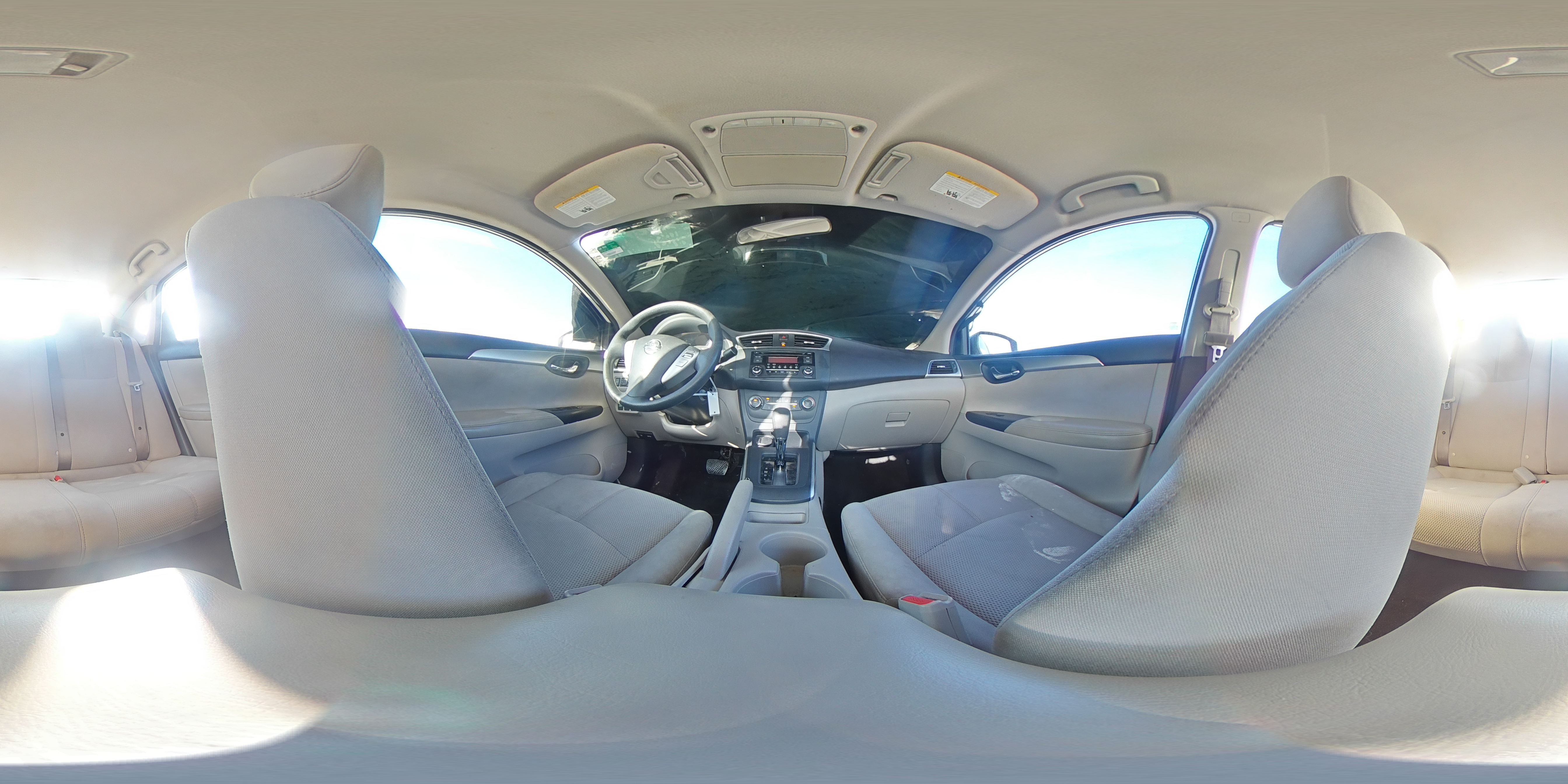 2016 Nissan Sentra - Image 14