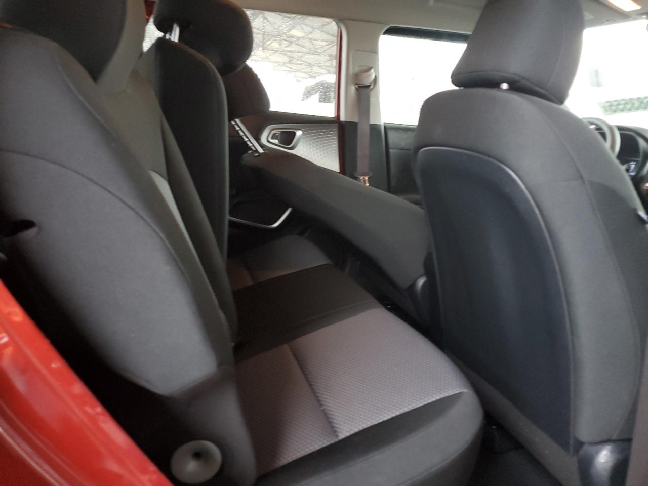 2022 Kia Soul - Image 11